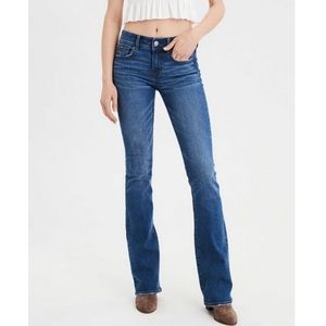 🌅 American Eagle Boot Cut Jeans Kick Boot Denim
